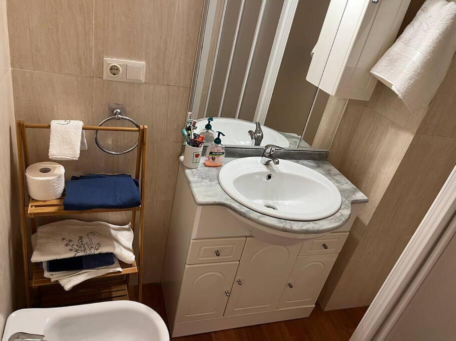 Apartment En Luis Montoto, Nervion. Centrico Sevilla